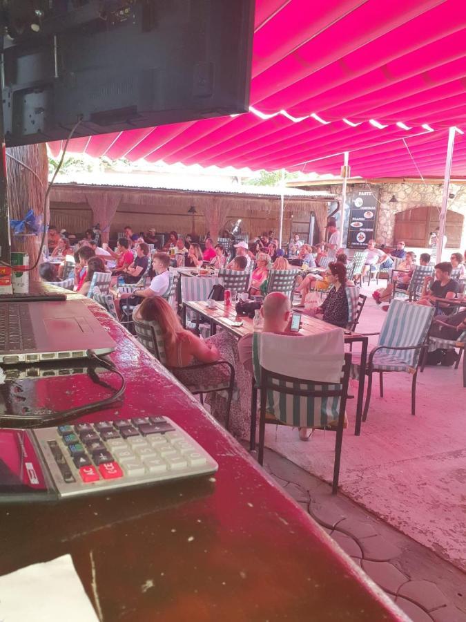 Famagusta Otel Vama Veche Dış mekan fotoğraf